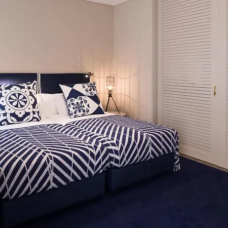 Casa Hintze Ribeiro Отель 3*