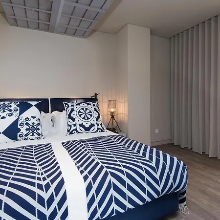 Casa Hintze Ribeiro Отель 3*