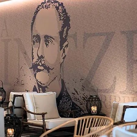 Casa Hintze Ribeiro Понта-Делгада