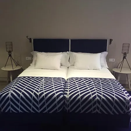 Отель Casa Hintze Ribeiro